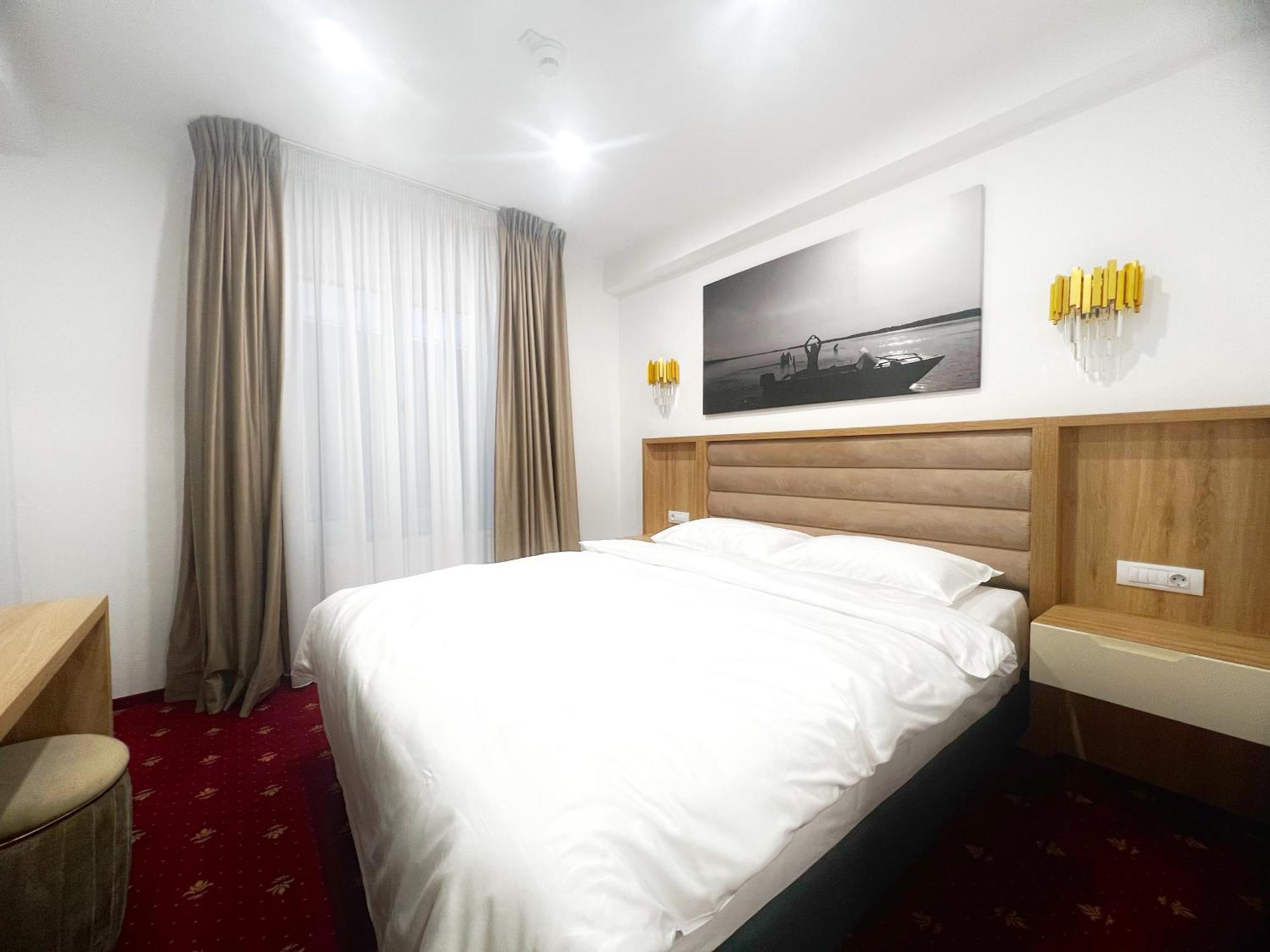 Mimi Hotel Corabia 外观 照片