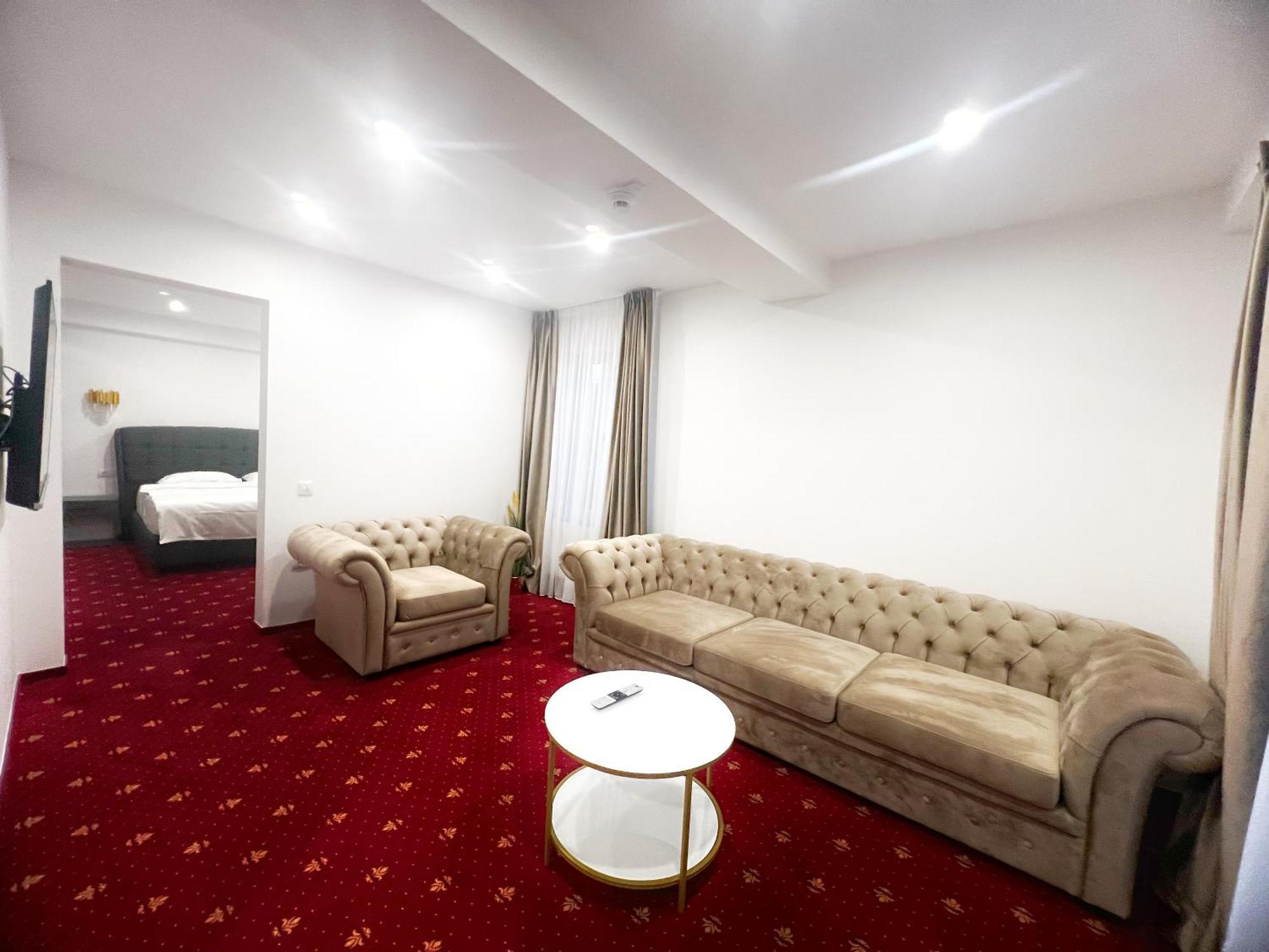 Mimi Hotel Corabia 外观 照片