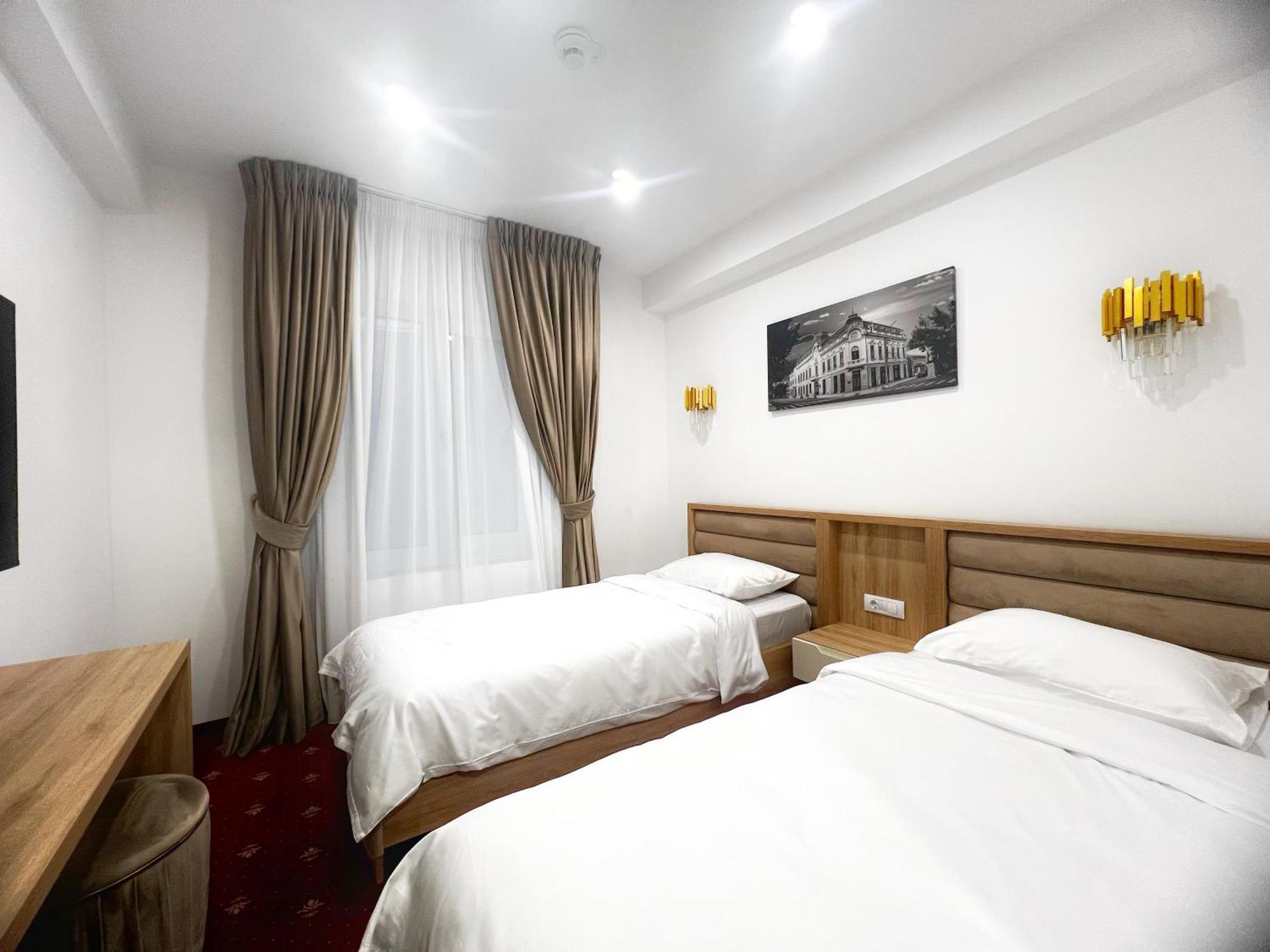 Mimi Hotel Corabia 外观 照片